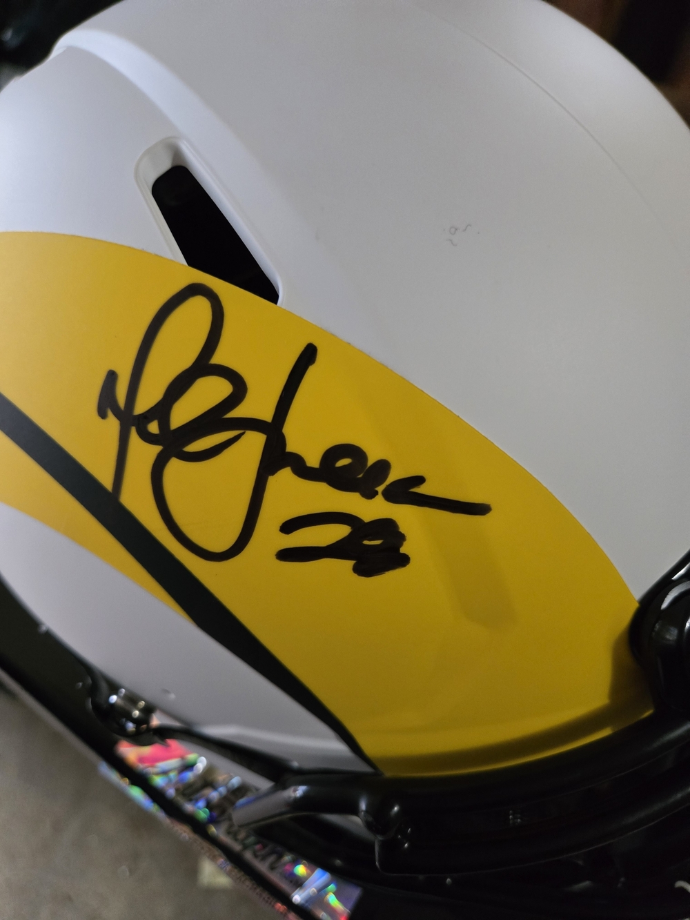 White & Yellow St. Louis Rams, Marshall Faulk Signed Speedflex Football Helmet.